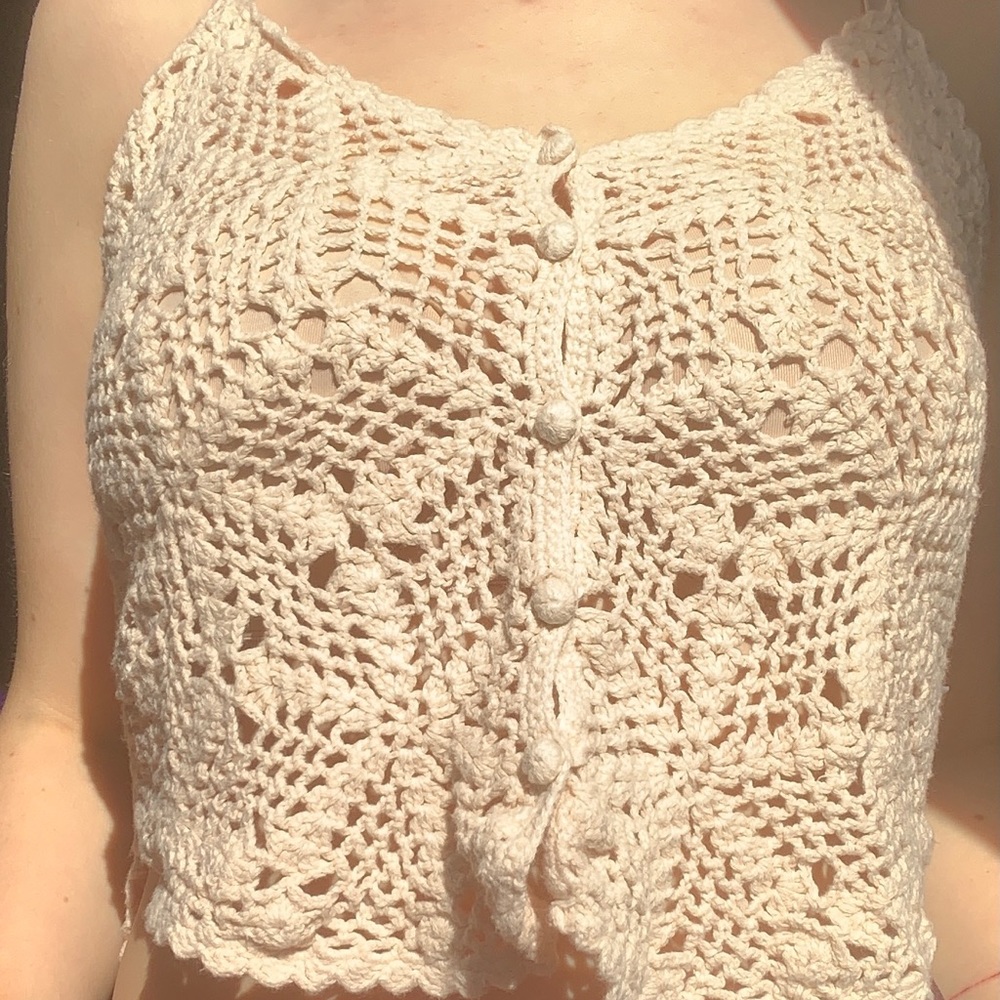 cream colored knit crop top